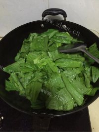 喷香的清炒油麦菜做法图解3)