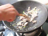 自制肉丝拉皮做法图解6)