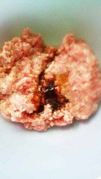 家常菜香菇肉丸做法图解1)