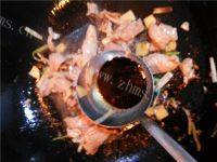 「美味可口」白菜猪肉炖粉条做法图解6)