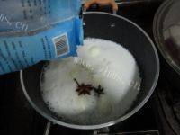 味道香醇的啤酒卤蛋做法图解11)