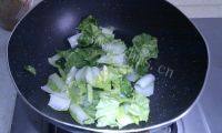 家常菜香菇小白菜做法图解4)