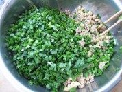 家常韭菜肉馅饼做法图解12)