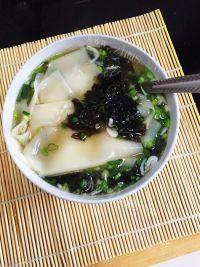 美味的酸汤面叶