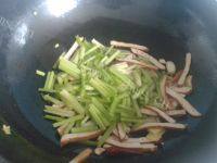 家常菜香芹豆干做法图解8)