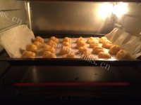 梦幻奶油泡芙球做法图解5)