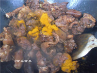 异域风情的咖喱羊肉烩意面做法图解7)