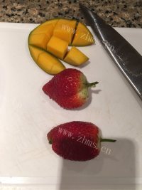 自制草莓糯米糍做法图解9)