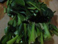 油菜炒肉自制做法图解4)