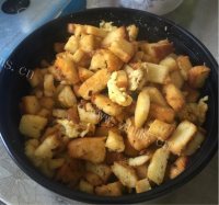 酥脆炒面包糠做法图解6)