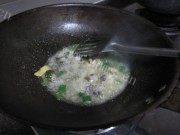 美味海鲜白菜做法图解4)