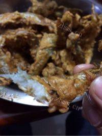 美味的油炸小鱼