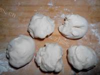 美味豆腐韭菜盒子做法图解7)
