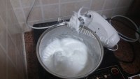 自制抹茶蛋糕卷做法图解5)