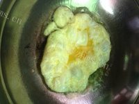 诱人的西红柿蛋汤做法图解5)