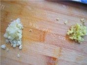 口感饱满的糖醋蜜肉做法图解2)