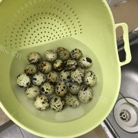 虎皮鹌鹑蛋做法图解3)