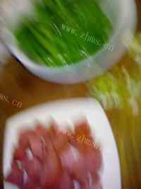 热腾腾的火腿肠焖豆角做法图解2)