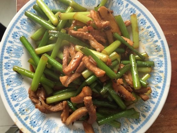 唇齿留香的蒜苔炒肉