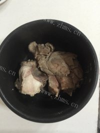 海带猪骨汤做法图解2)
