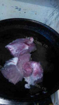 家常菜凉拌牛肉做法图解2)