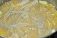 家常菜酸菜炖排骨
