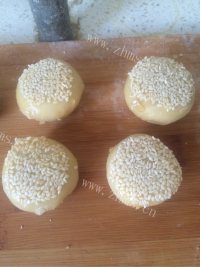诱人的肉烧饼做法图解14)