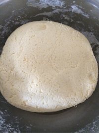 好吃的玉米面菜饺子做法图解2)