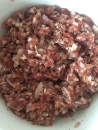 自制羊肉馅饼做法图解6)