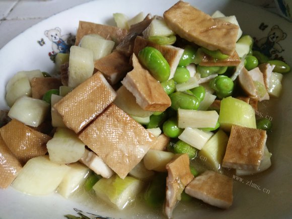 营养丰富的炒三丁