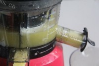健康的苹果白菜汁做法图解8)