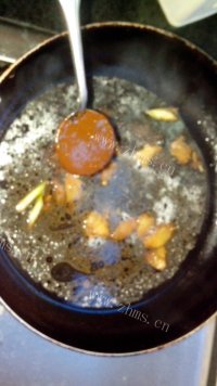 美味的沙嗲氽白鲳做法图解7)