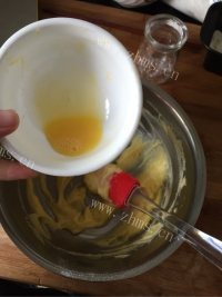 自制香草曲奇做法图解2)