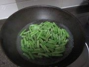 家常豆角烧肉做法图解1)