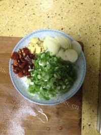 家常菜炝炒花菜做法图解6)