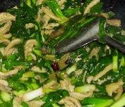 家常菜牛肚炒蒜苗