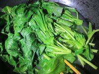 家常菜凉拌菠菜粉丝做法图解4)