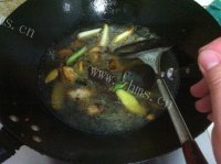 美味的酱焖鲅鱼做法图解5)
