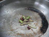 家常菜土豆烧鸡肉做法图解8)