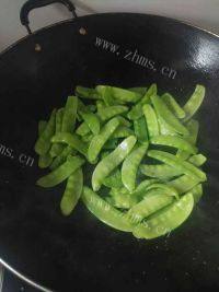 家常菜清炒荷兰豆做法图解3)