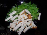 美味的香干芹菜做法图解10)