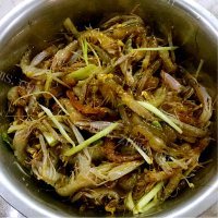 生拌嘎巴虾做法图解7)