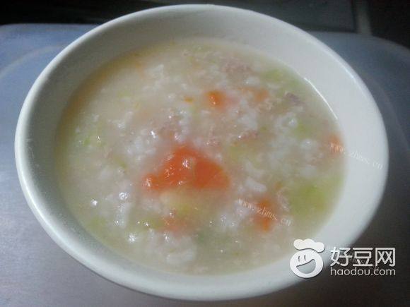 胡萝卜白菜瘦肉粥