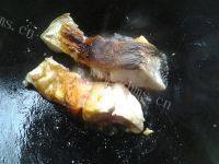 家常菜香煎鳊鱼做法图解3)