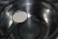 软嫩的奶香吐司做法图解1)