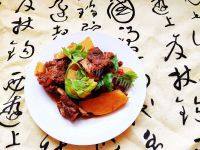 家常菜土豆炖排骨