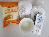自制豆沙冰皮月饼做法图解1)