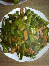 诱人的猪肉炒豆角