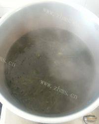 让人怀念的凉拌海带丝做法图解4)
