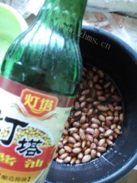 下酒菜芹菜拌花生米做法图解4)